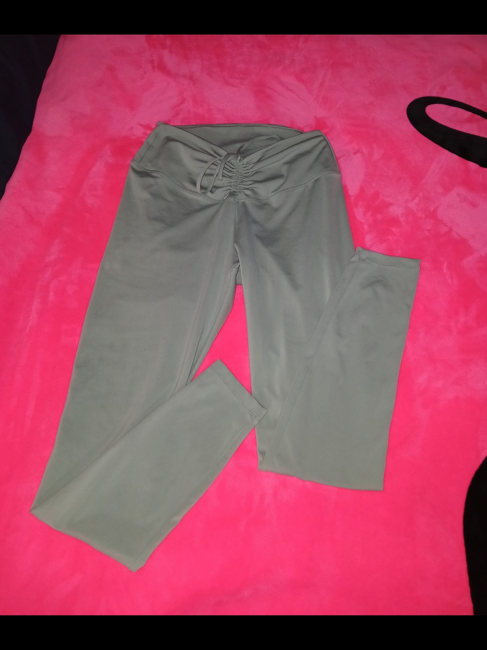 PINK Victoria's Secret Olive Green Drawstring Waist Leggings Medium Ruched